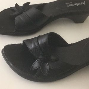 JASMIN EAST LEATHER SANDAL, 7M